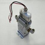Solenoid Valve SMC รุ่น VP542-5LOZE1-03A-F, 3/2, Coil 24Vdc