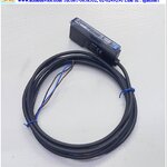 Fiber Amp Keyence รุ่น FS-V11 (มีฝาปิด)