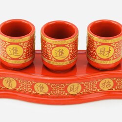 ถ้วยชา สีแดงเซรามิก พร้อมฐาน 3 ใบ