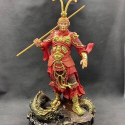 ไต่เสี่ยฮุกโจ้ว หรือเจ้าพ่อเห้งเจียซึงหงอคง ยืนสูง 19 นิ้ว