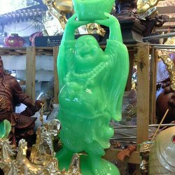 พระสังกัจจายน์ เรซิ่นหยก ชูทอง 26 นิ้ว