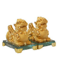 ผีสิ้ว หรือ ปี่เซี้ยะ คู่ (2 ตัว)เรซิ่นทองพ่นทรายทอง ฐานครัสตัล